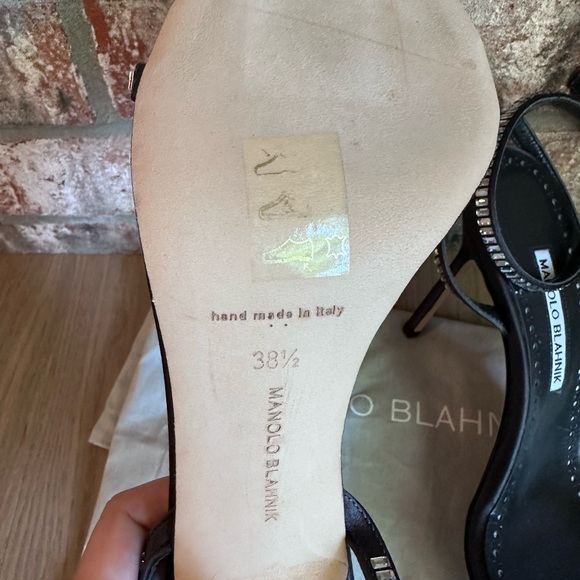 NWOT Manolo Blahnik Crinastra 105mm Crystal-embellished Satin Sandals Size 38.5 - Picture 2 of 3